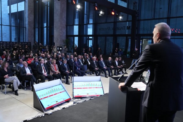 Turizm'de 2025 Yılında Rekor Gelir! 64 Milyonu Aşkın Ziyaretçi Geldi